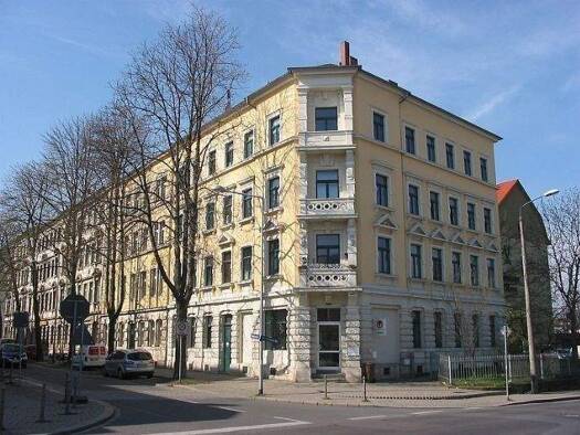 Wohnung zur Miete 448 € 2 Zimmer 55 m² 1. Geschoss frei ab sofort Zwickauer Str. 106 Plauen Dresden 01187