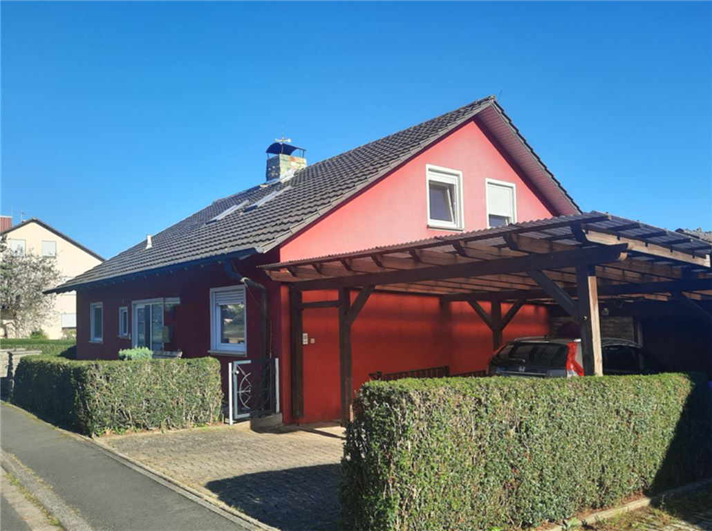 Einfamilienhaus zum Kauf 370.000 € 7 Zimmer 241 m²<br/>Wohnfläche 530 m²<br/>Grundstück Sulzdorf Giebelstadt 97232