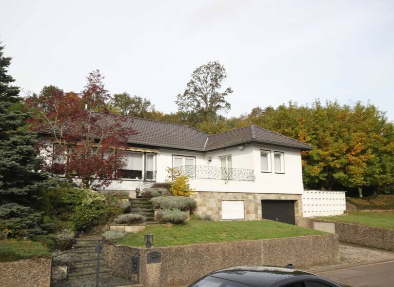 Bungalow zum Kauf 390.000 € Talstraße 49 Oberwürzbach Sankt Ingbert 66386