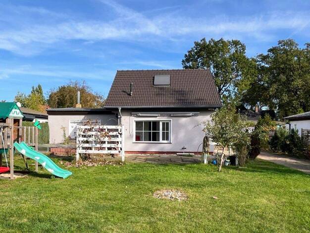 Einfamilienhaus zum Kauf provisionsfrei 396.000 € 3 Zimmer 102 m² 765 m² Grundstück Oberhofer Straße 62 Oranienburg 16515