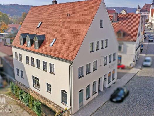 Haus zum Kauf 870.000 € 242,7 m² 211 m² Grundstück Kindinger Str. 3 Greding 91171