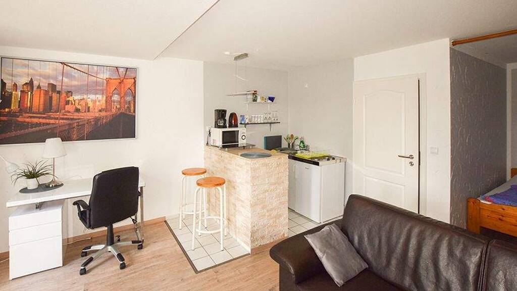 Haus zum Kauf 990.000 € 15 Zimmer 562 m² 1.517 m² Grundstück Detfurth Bad Salzdetfurth 31162