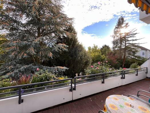 Wohnung zur Miete 1.350 € 4 Zimmer 126,5 m² frei ab sofort Westenviertel Regensburg 93049