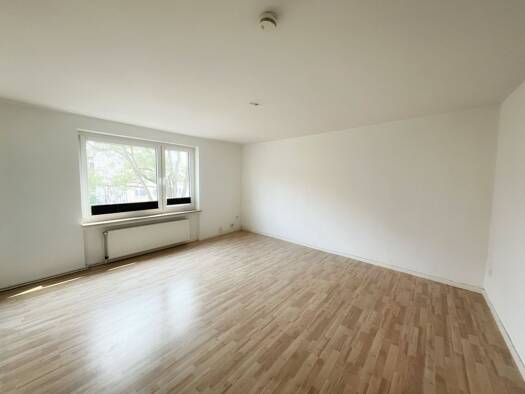 Wohnung zur Miete 390 € 1 Zimmer 33 m² 2. Geschoss frei ab sofort Holländische Straße 45 Nord-Holland Nord (Holland) 34127