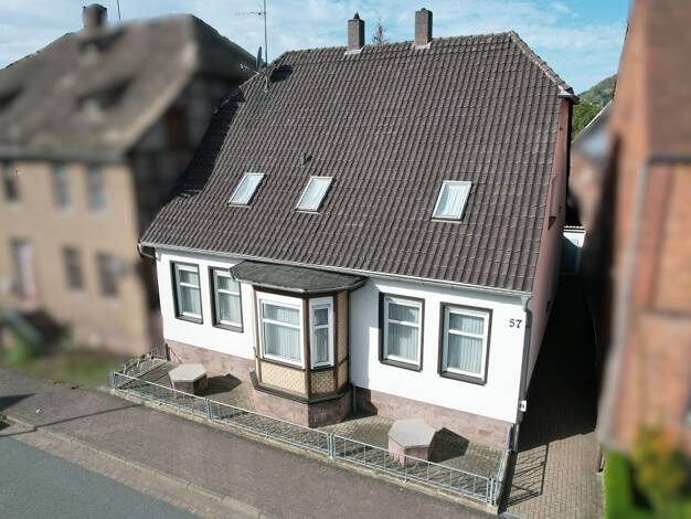 Mehrfamilienhaus zum Kauf 99.000 € 10 Zimmer 243 m² 829 m² Grundstück Lauenförde Lauenförde 37697