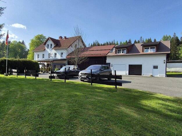 Haus zum Kauf 350.000 € 10 Zimmer 215 m² 6.668 m² Grundstück Grassemann Warmensteinach 95485