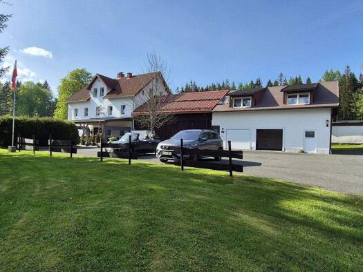 Haus zum Kauf 375.000 € 10 Zimmer 215 m² 6.668 m² Grundstück Grassemann Warmensteinach 95485