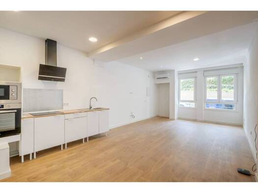 Wohnung zum Kauf 327.000 € 2 Zimmer 100 m² EG >Calle Doctor Cornago > Pozuelo de Alarcón 28223