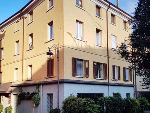 Haus zum Kauf 30 Zimmer 700 m² frei ab sofort Via Bagatta Desenzano del Garda