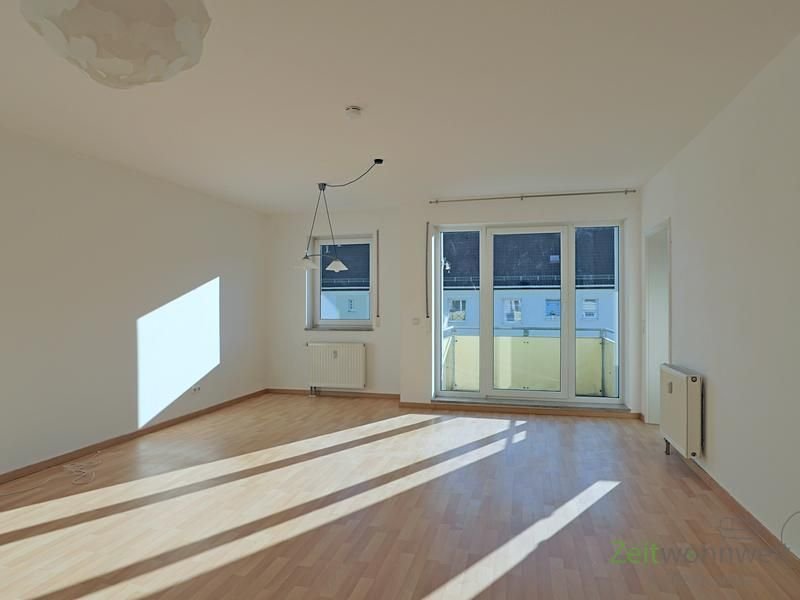 Wohnung zur Miete 290 € 1 Zimmer 47 m²<br/>Wohnfläche 3.<br/>Geschoss ab sofort<br/>Verfügbarkeit Meiningen Meiningen 98617