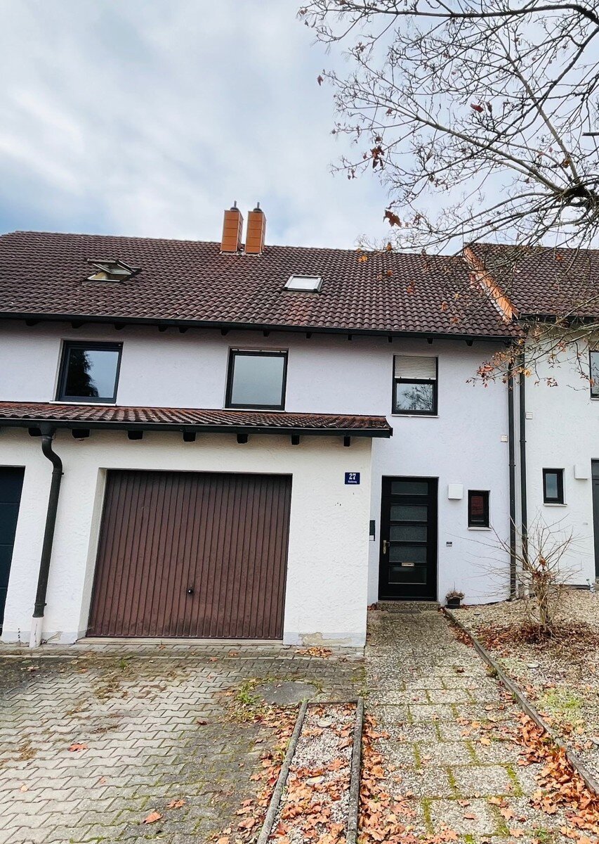 Doppelhaushälfte zur Miete 900 € 5 Zimmer 129,5 m²<br/>Wohnfläche 80 m²<br/>Grundstück Auerbach Auerbach in der Oberpfalz 91275