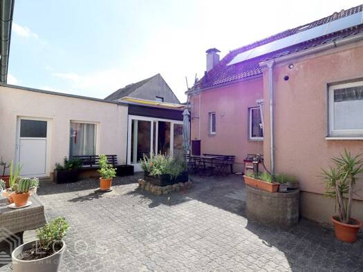Einfamilienhaus zum Kauf 245.000 € 6 Zimmer 198,3 m² 1.398 m² Grundstück Hennersdorf Doberlug-Kirchhain / Hennersdorf 03253