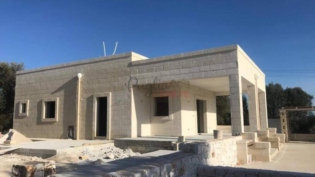 Haus zum Kauf 111.111.111 € 100 m² 6.000 m² Grundstück Ostuni 72017
