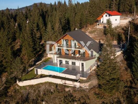 Einfamilienhaus zum Kauf 7 Zimmer 650 m² Grundstück Ravna Gora 51314