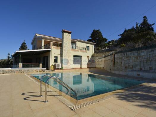 Villa zum Kauf 1.100.000 € 5 Zimmer 250 m² 2.200 m² Grundstück Municipality of Chania 73100