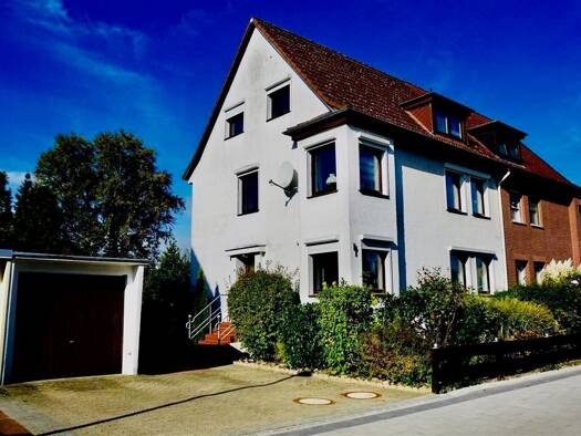 Mehrfamilienhaus zum Kauf provisionsfrei 349.000 € 5 Zimmer 130 m² 600 m² Grundstück Sehnde 31319