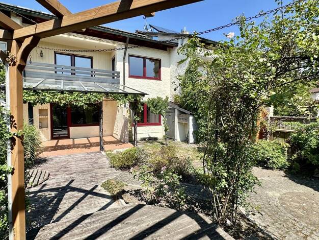 Reihenmittelhaus zum Kauf 415.000 € 5 Zimmer 163,8 m² 274 m² Grundstück Garching Garching an der Alz 84518