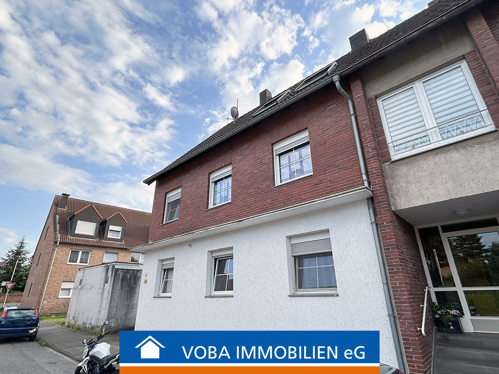 Mehrfamilienhaus zum Kauf 226.000 € 8 Zimmer 214 m²<br/>Wohnfläche 256 m²<br/>Grundstück Lövenich Erkelenz 41812