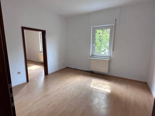 Wohnung zur Miete 320 € 1,5 Zimmer 36,5 m² Geschoss 1/3 frei ab sofort Röthenbach Röthenbach an der Pegnitz 90552