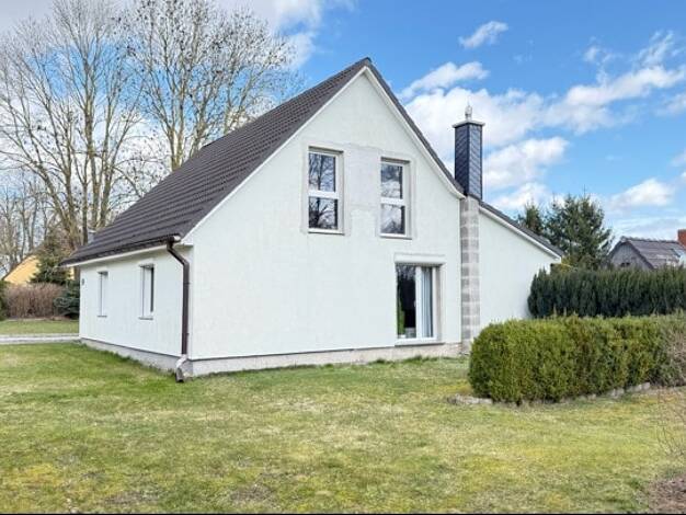 Einfamilienhaus zum Kauf 150.000 € 2 Zimmer 140 m² 3.000 m² Grundstück Neu Boltenhagen Neu Boltenhagen 17509