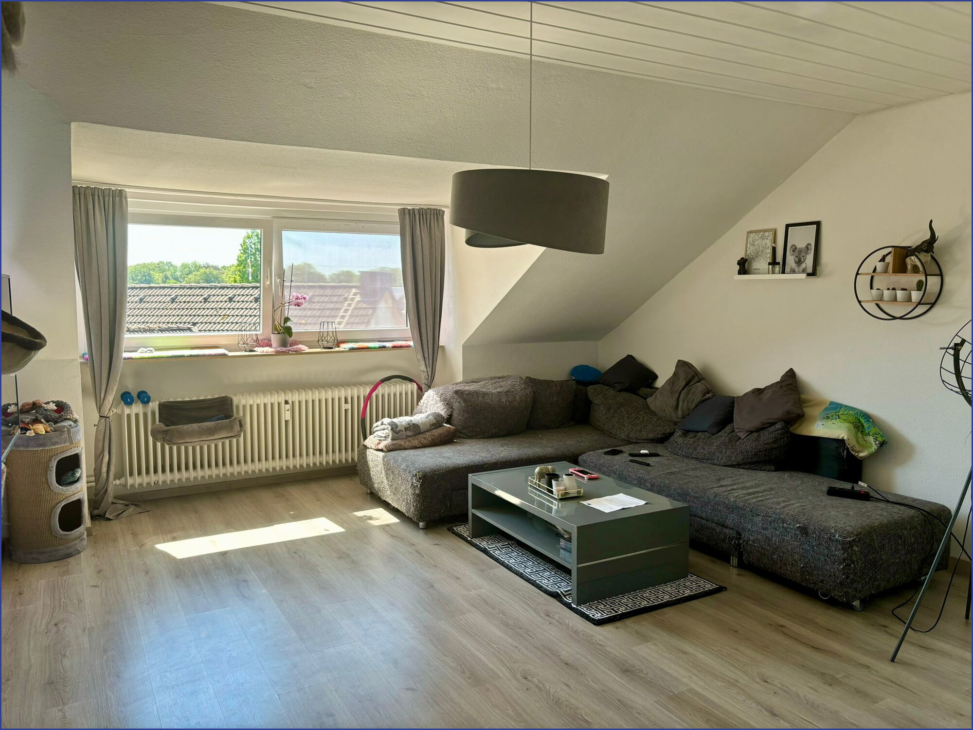 Wohnung zur Miete 590 € 3 Zimmer 79 m²<br/>Wohnfläche 3.<br/>Geschoss ab sofort<br/>Verfügbarkeit Buer Gelsenkirchen / Buer 45894