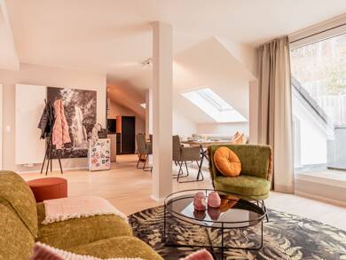 Haus zum Kauf provisionsfrei 2.400.000 € 14 Zimmer 550 m² 788 m² Grundstück Neustädter Straße 39 Titisee Titisee-Neustadt 79822