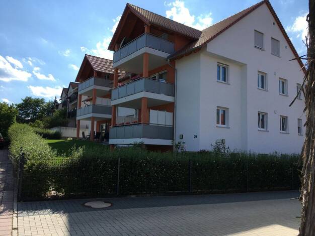 Wohnung zur Miete 1.050 € 3 Zimmer 97 m² 1. Geschoss frei ab 01.12.2026 Cadolzburg Cadolzburg 90556