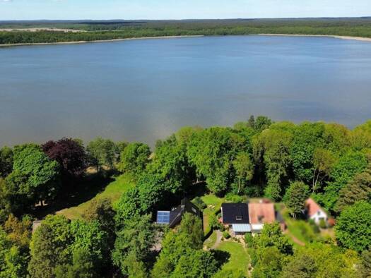 Haus zum Kauf 1.495.000 € 7 Zimmer 200 m² 6.207 m² Grundstück Neu Damerow 19399