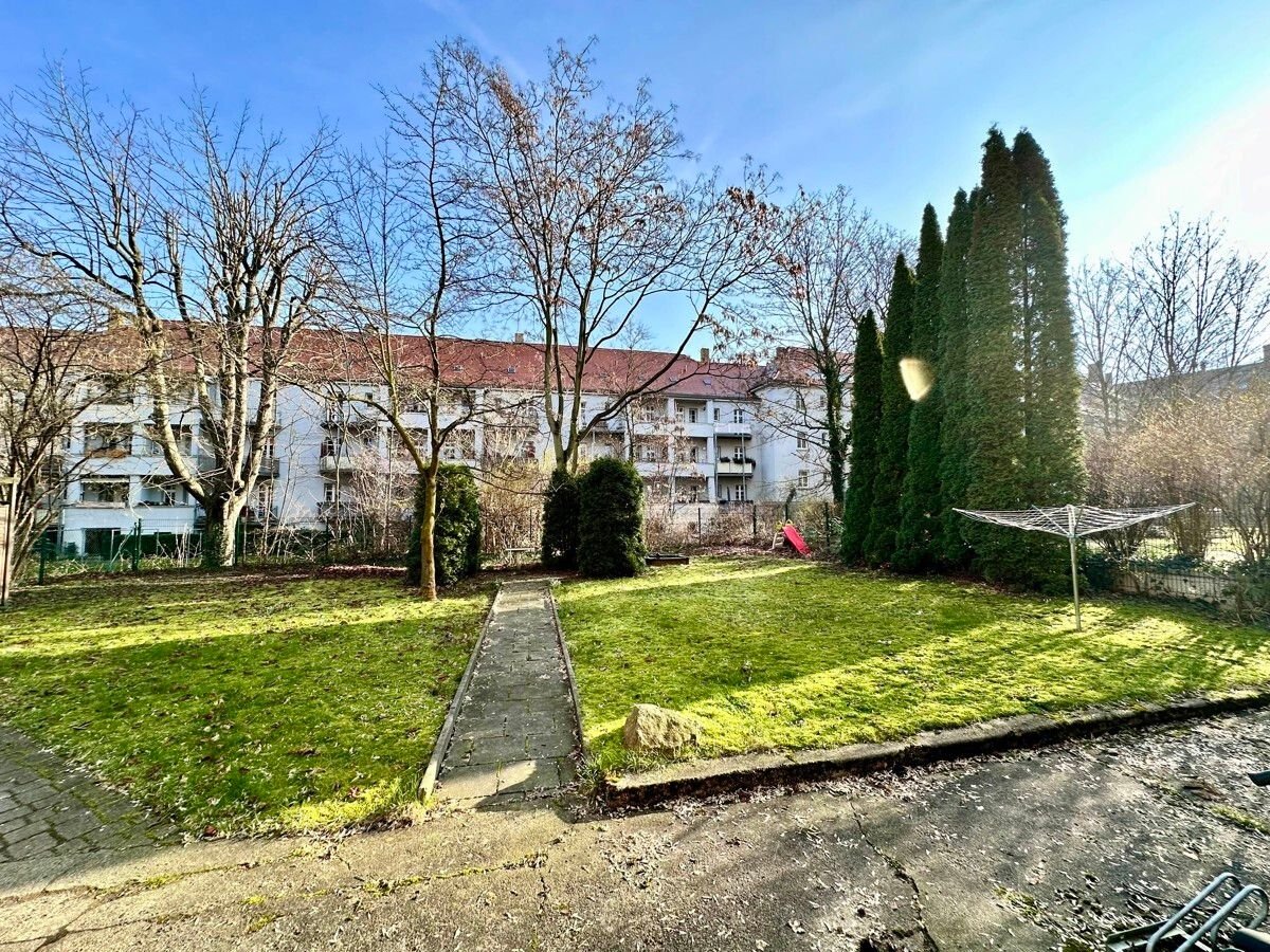 Wohnung zum Kauf 299.000 € 4 Zimmer 105,4 m²<br/>Wohnfläche EG<br/>Geschoss Zentrum - Nord Leipzig 04105