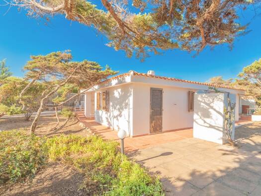 Villa zum Kauf 695.000 € 6 Zimmer 136 m² 1.250 m² Grundstück Meerblick Aglientu 07020