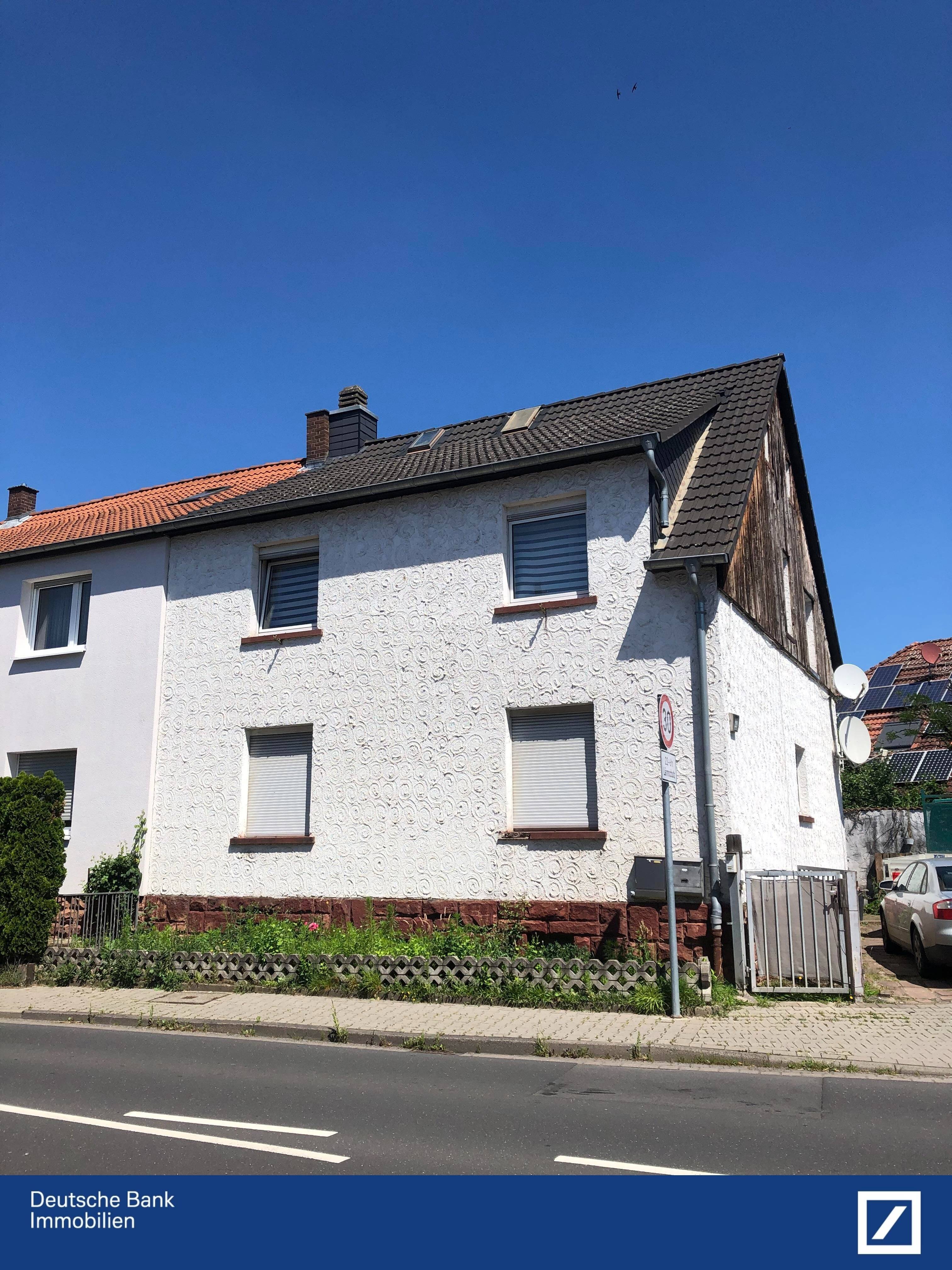 Mehrfamilienhaus zum Kauf provisionsfrei 175.000 € 6 Zimmer 124 m²<br/>Wohnfläche 235 m²<br/>Grundstück Großkrotzenburg 63538