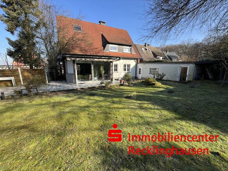 Mehrfamilienhaus zum Kauf provisionsfrei 465.000 € 6 Zimmer 141 m² 831 m² Grundstück Waltrop 45731