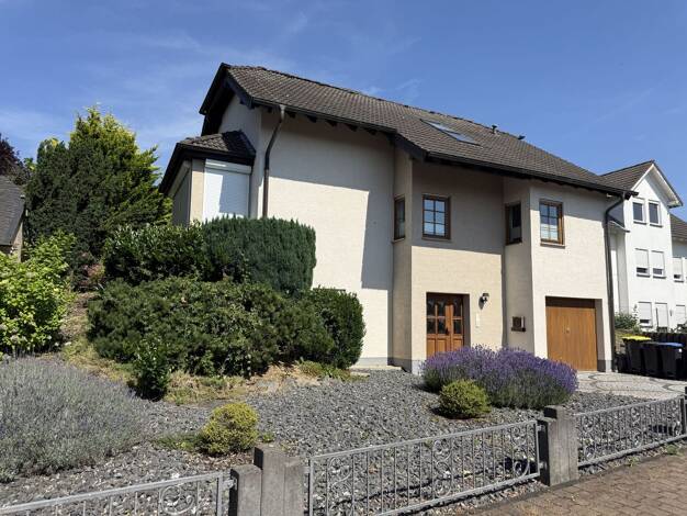 Einfamilienhaus zum Kauf 425.000 € 4 Zimmer 120,6 m² 645 m² Grundstück Polch 56751