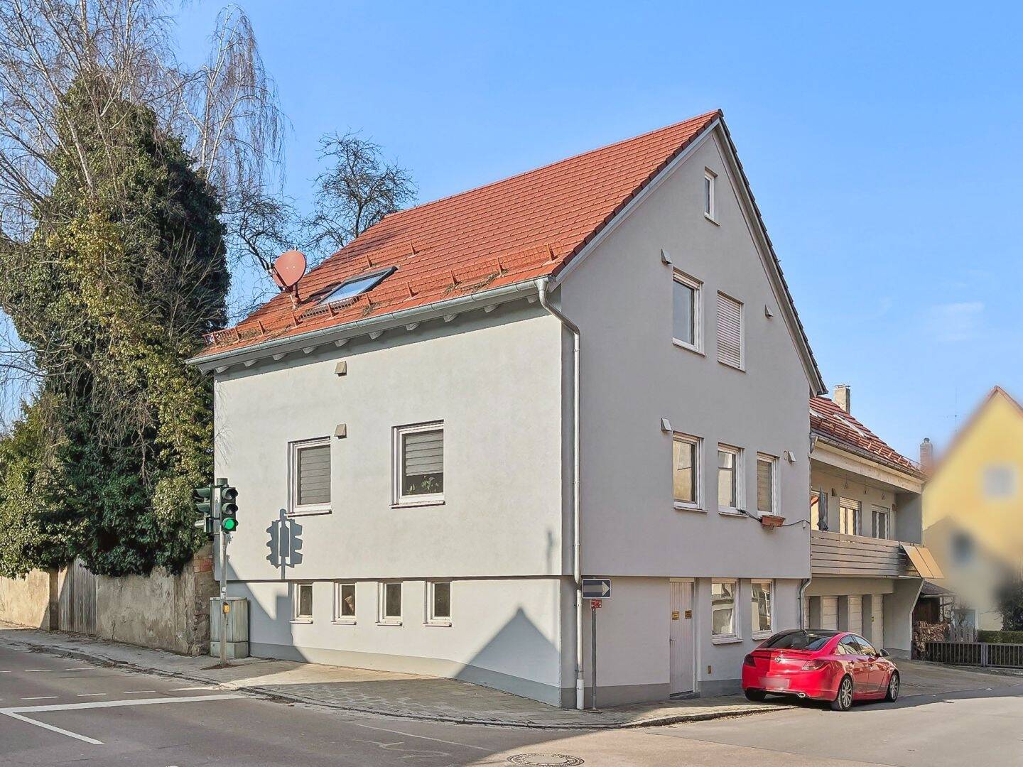 Immobilie in Beratzhausen - Für Kapitalanleger! Saniertes Mehrfamilienhaus in Beratzhausen - Bild 1