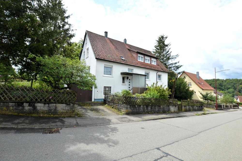 Einfamilienhaus zum Kauf 485.000 € 10 Zimmer 192 m²<br/>Wohnfläche 598 m²<br/>Grundstück Döffingen Grafenau 71120