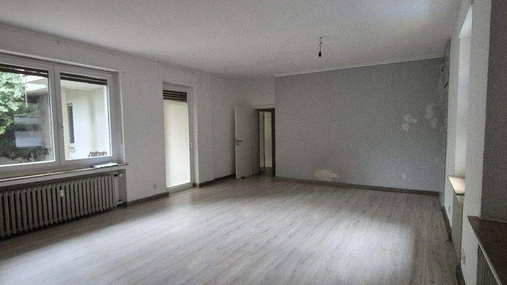 Wohnung zur Miete 650 € 2 Zimmer 92 m² Wupperstr. 28 Solingen-Mitte Solingen 42651