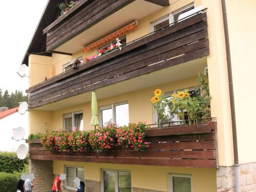 Wohnung zur Miete 650 € 3 Zimmer 97 m² Geschoss EG/3 frei ab 04.05.2026 Fichtelseestraße 23 Neubau Fichtelberg 95686