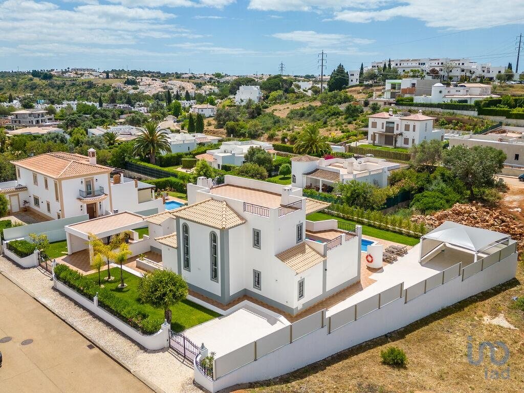 Einfamilienhaus zum Kauf 990.000 € 12 Zimmer 215 m²<br/>Wohnfläche 976 m²<br/>Grundstück Albufeira