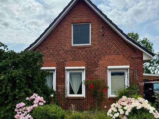 Haus zum Kauf 189.000 € 2 Zimmer 94 m² 277 m² Grundstück frei ab sofort Sankt Michaelisdonn 25693