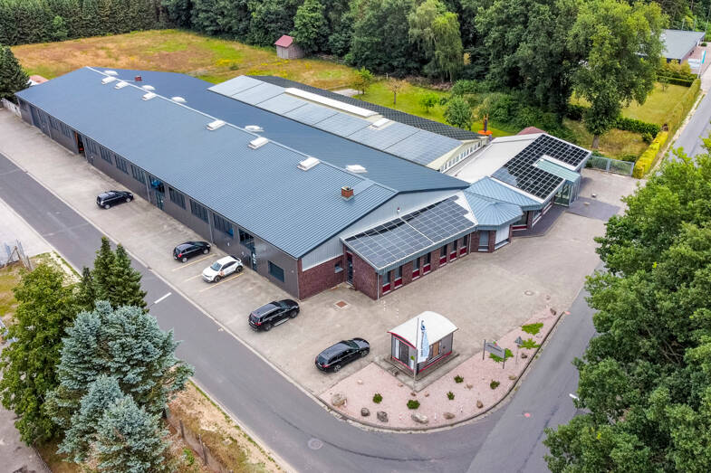 Lagerhalle zur Miete 2.630 m² Lagerfläche teilbar ab 600 m² Bahnhofstraße 68 Werlte Werlte 49757