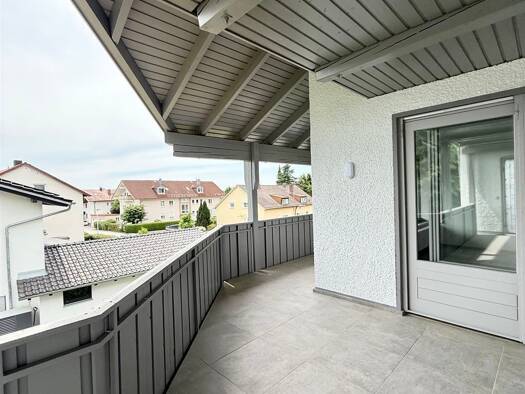 Wohnung zur Miete 1.025 € 4 Zimmer 120,4 m² 1. Geschoss frei ab sofort Deggendorf 94469