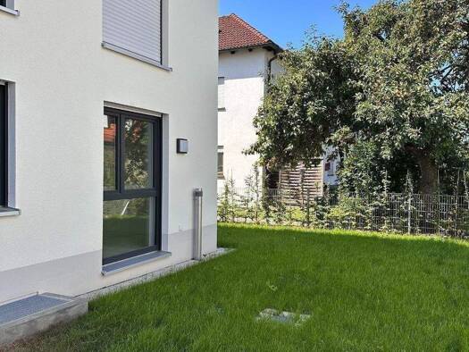 Terrassenwohnung zum Kauf - Erstbezug provisionsfrei 698.000 € 2,5 Zimmer 75,5 m² EG frei ab sofort Schillerstraße 61a Innenstadt Erlangen 91054