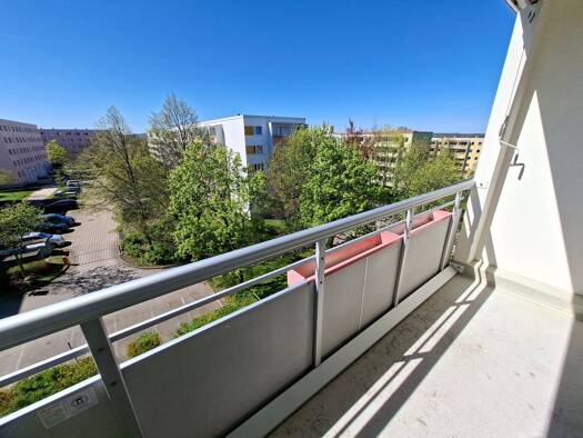 Wohnung zur Miete 324 € 3 Zimmer 57,5 m² 4. Geschoss Irkutsker Straße 181 Kappel Chemnitz 09119