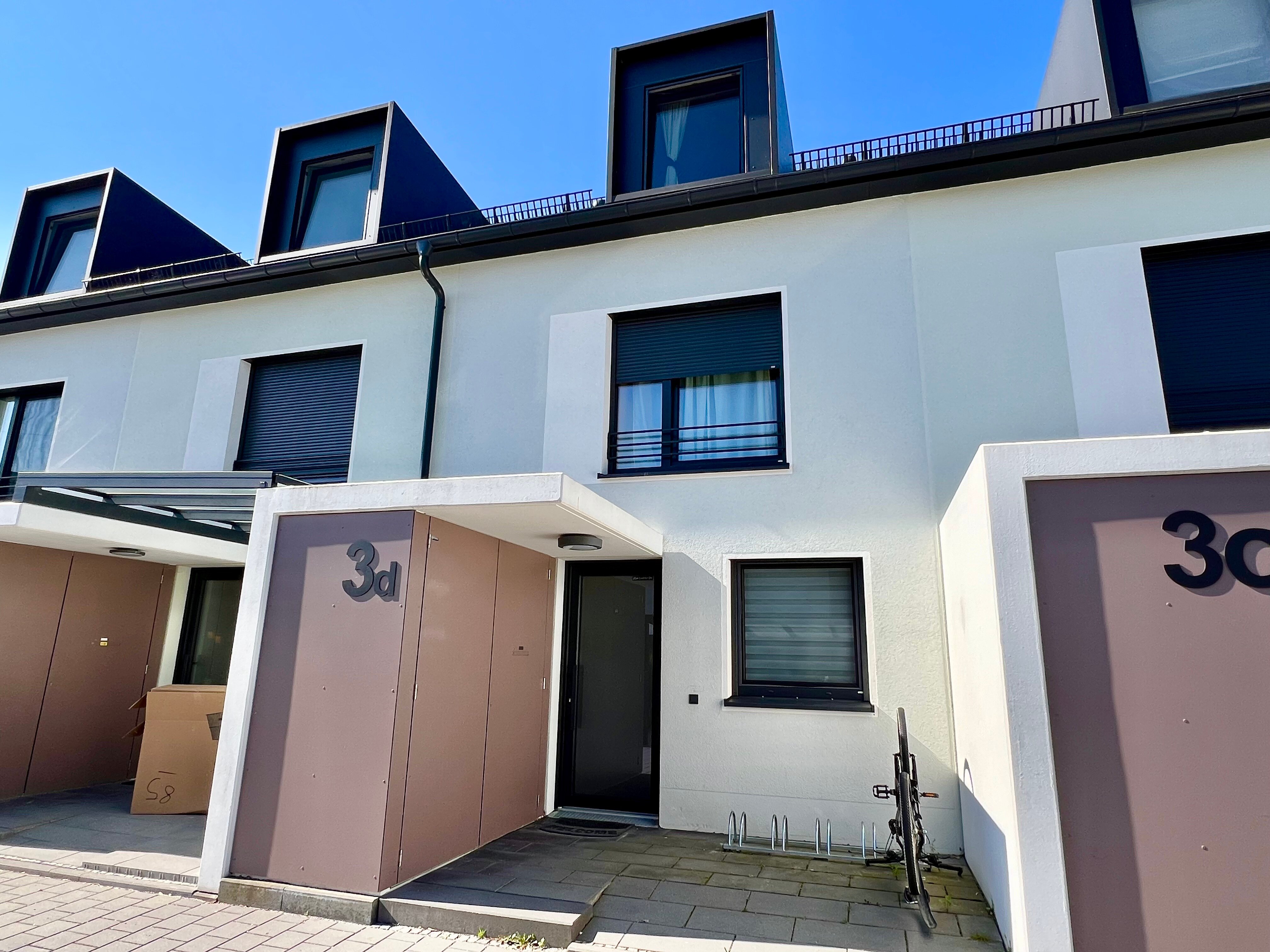 Reihenmittelhaus zum Kauf 495.000 € 5 Zimmer 145 m²<br/>Wohnfläche 179 m²<br/>Grundstück Pfaffingerstraße 3d Obere Terrasse Burgkirchen an der Alz 84508