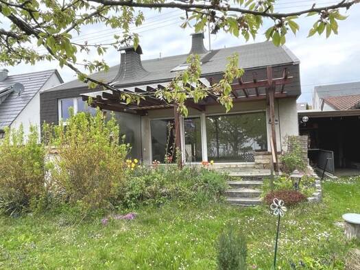 Einfamilienhaus zum Kauf 563.000 € 8 Zimmer 160 m² 517 m² Grundstück Steinenbronn 71144