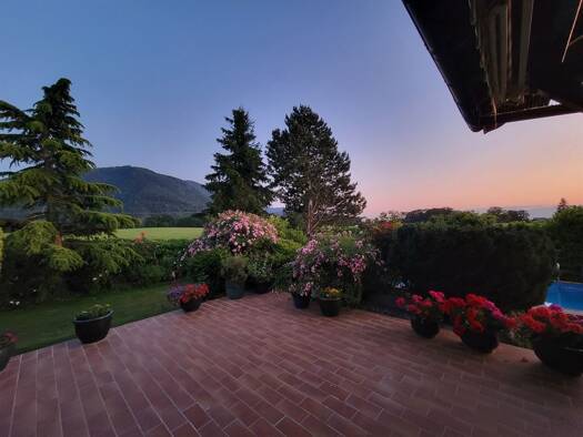 Einfamilienhaus zum Kauf 995.000 € 10 Zimmer 256 m² 1.583 m² Grundstück FETERNES 74500