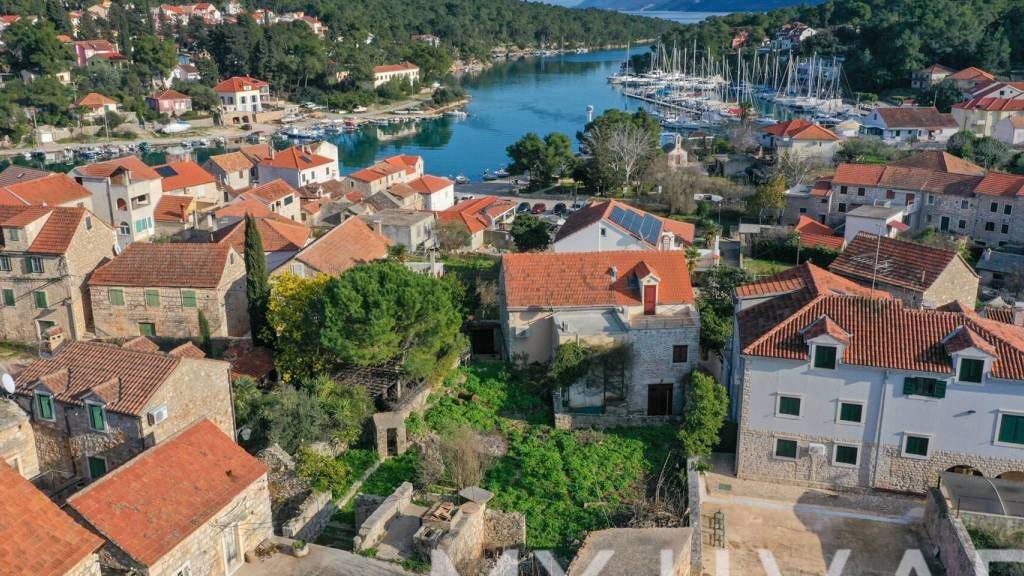 Haus zum Kauf 330.000 € 4 Zimmer 505 m² Jelsa