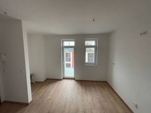 Wohnung zur Miete 500 € 4 Zimmer 84,2 m² Geschoss 1/4 frei ab sofort Lutherstraße Bernsdorf Chemnitz 09126