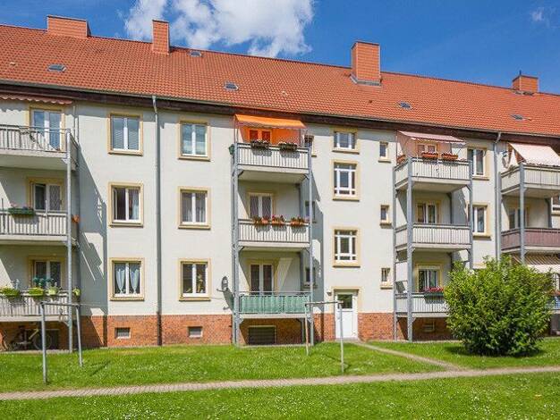 Wohnung zur Miete 461 € 3 Zimmer 72 m² 1. Geschoss frei ab 31.08.2026 Försterstraße 21 Leipziger Str. Leipziger Straße 39112
