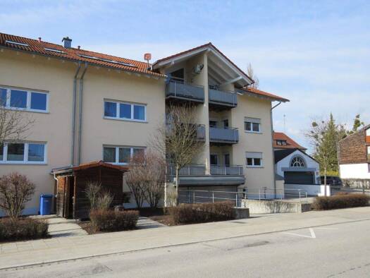 Wohnung zum Kauf 369.000 € 3 Zimmer 84,6 m² frei ab sofort Deggendorf 94469